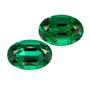 Piedra preciosa Esmeralda natural | Corte ovalado | Color verde intenso - Product Image 1