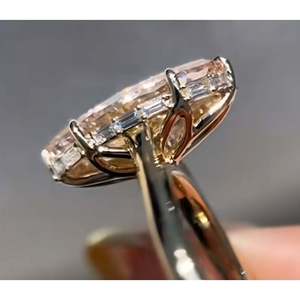 Acompte pour commande personnalisée d'une bague en diamant de laboratoire ovale de 5 carats, taille Old Mine - Product Image 2
