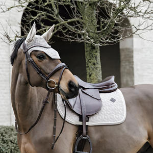 Almohadilla de sillín de salto con material de terciopelo acolchado de estrella y tubería de doble torsión, diseño elegante y acolchado - Product Image 2