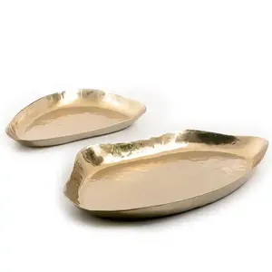 Bandeja de servicio de metal de forma curva de aluminio dorado al por mayor, Plato decorativo para servir frutos secos y frutas para fiestas de boda - Product Image 1