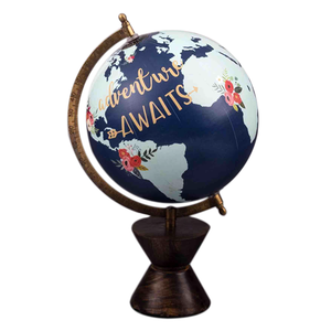 Globo metálico de inspiración mundial con acabado de bronce envejecido y detalles artesanales para un estudio elegante o una decoración de Mesa Ejecutiva - Product Image 1