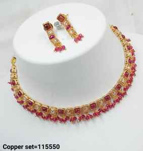 ENSEMBLE DE BIJOUX INDIENS TRADITIONNELS ET À LA MODE EN CUIVRE ENSEMBLE DE BIJOUX DE MARIAGE POUR FEMMES BOUCLES D'OREILLES ET COLLIER - Product Image 3