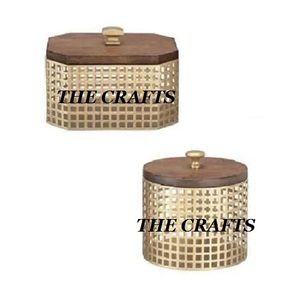 Ensemble de 2 boîtes de rangement en fer de formes différentes avec couvercle en bois Ensemble de récipients d'ustensiles de cuisine de couleur or - Product Image 1