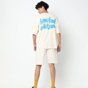 ชุดกีฬาพิมพ์ลายสำหรับผู้ชายกางเกงขาสั้นใส่เล่นฟิตเนสกางเกงขาสั้นลำลองชุดออกกำลังกายแขนครึ่งไซส์ออกแบบโลโก้ได้ตามต้องการ - Product Image 4