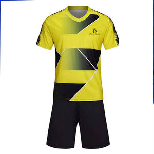 Conjuntos de ropa de fútbol personalizados al por mayor uniformes de impresión por sublimación de diseño único - Product Image 1