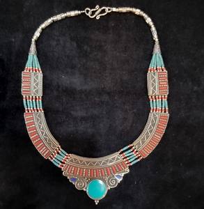 Nuevos Collares de Metal Blanco Tradicionales - Product Image 2