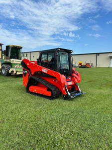 Cargadora compacta Kioti TL750 en buen estado, con cabina cerrada, cucharón de 5 toneladas, maquinaria compacta de orugas de alto flujo. - Product Image 6