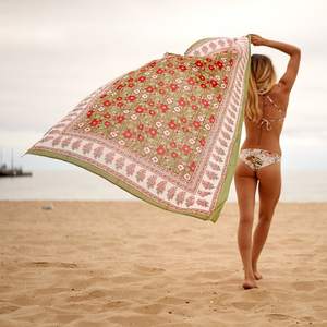 Sarong en coton imprimé bohème, léger, couvre-vêtement de plage, écharpe, cadeau - Product Image 1