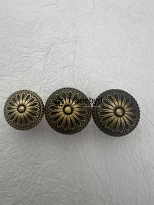 Tradebyd Boutons de tiroir en laiton vintage Poignées de tirage élégantes pour meubles de maison modernes - Product Image 2