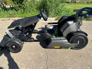 Nuevo Gokart Pro Eléctrico y Paquete de Auto de Pedales para Carreras al Aire Libre para Niños y Adultos Ajustable - Product Image 3