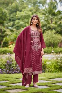 Hermosa ropa ocasional Alta demanda Viscos Dola Silk Jacquard Kurti Pant & Dupatta con fabricación de trabajo manual de la India - Product Image 2