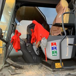 Excavatrice d'occasion Komatsu PC240-8 de 24 tonnes, modèle 2023, capacité de godet de 1,2 m, taille moyenne, avec roulement de chenille d'origine japonaise - Product Image 2