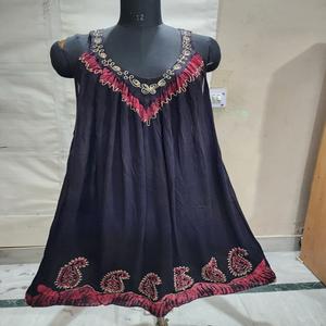 ชุดเดรสลำลองผ้าเรยอนลายบาติกพิมพ์ลายดิจิทัลลายสก็อต ลายดอกไม้ ลายพื้น ลายเพสลีย์ ลายเสือดาว ลายร่ม ระบายอากาศได้ดี แบบต่อผ้า - Product Image 3