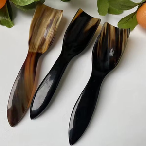 Cuillère de service en corne de buffle de style animal, qualité supérieure, polie, en provenance d'Inde, artisanat naturel pour la décoration de la maison et les fêtes - Product Image 1