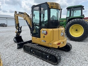 รถขุดขนาดเล็ก CAT 303.5 แบบตีนตะขาบ พร้อมบุ้งกี๋และเครื่องตัดหญ้า สำหรับงานก่อสร้างในฟาร์ม - Product Image 5