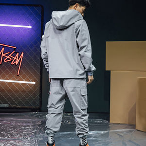 Nouvel ensemble de survêtement décontracté deux pièces pour homme, style cargo, avec logo personnalisé imprimé, qualité supérieure, collection Printemps-Automne 2025 - Product Image 5