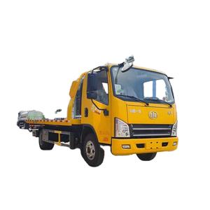 Venta al por mayor de fábrica: Camión grúa de plataforma plana diésel manual FAW de 4 toneladas con plataforma deslizante hidráulica - Product Image 6