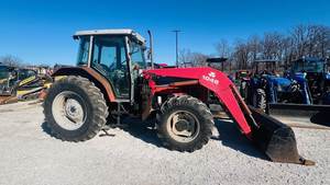 Tractor Massey Ferguson 4263 de 1997: Durabilidad Comprobada con Potencia Agrícola Clásica - Product Image 2