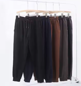 Pantalones de chándal de otoño para hombre, casuales, rectos, lisos, holgados, de cintura media, con cordón, de forro polar grueso, cortavientos, de secado rápido y antipilling. - Product Image 3