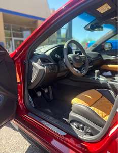 Cadillac CT4 V-Series Blackwing Sedán 4D 2022 Limpio - Product Image 3