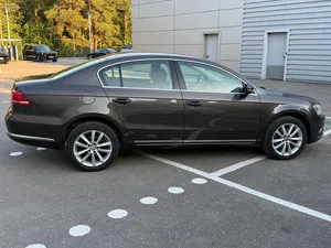 รถนีท ปี 2012 รุ่น KPassat B7 ไมล์น้อย เกียร์อัตโนมัติ หลังคาพาโนรามิก ไฟ LED ไฟเดย์ไลท์ LED - Product Image 2