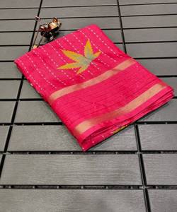 Channel Sophistication in Our Elegant Sana Silk Sarees Boasting a Traditional yet Modern Appeal for Party Wear - Product Image 5