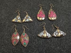 Lindo Mini Jhumkas Afghani estilo multicolor pendientes tradicionales Afghani varios estilos y colores, venta al por mayor - Product Image 6