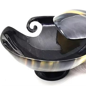 CLICK CRAFT BOL EN CORNE FAIT À LA MAIN SALADE Bol de service Fabricant en gros Nouveau design Bols à salade en corne de buffle finis à la main - Product Image 1