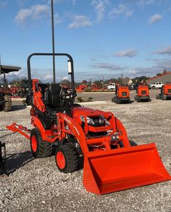 Nuevo Tractor Compacto Agrícola Kubota BX-23S 4x4 Diésel con Retroexcavadora |   Mini Tractor Compacto Utilitario Kubota BX-23S 4x4 - Product Image 6