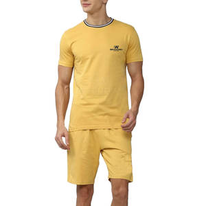 Ensemble t-shirt et short pour hommes en coton vendu en gros OEM Service Ensemble t-shirt et short respirant pour hommes pour l'été - Product Image 1