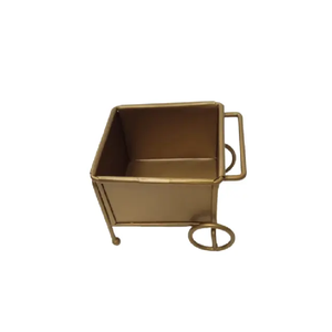Ajoutez un charme gracieux à votre espace salle à manger et cuisine avec ce porte-serviettes en métal élégant en forme de cygne. - Product Image 1
