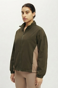 Chaqueta Deportiva Holgada para Mujer, Nueva Llegada, Alta Calidad, 380 GSM, Algodón y Poliéster, Chaqueta Deportiva con Bordado Chenille Personalizado - Product Image 4