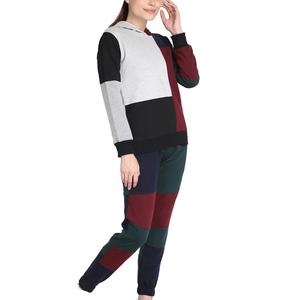 Ropa de entrenamiento ajustada, conjunto de chándal para mujer, chándal de mujer más vendido, ropa informal, chándal para mujer, ropa de calle de alta calidad - Product Image 3