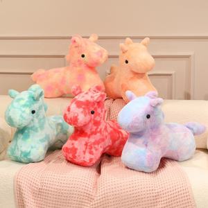 Coussin en peluche en forme de cheval arc-en-ciel, oreiller en peluche coloré en forme de cheval, décoration de la maison, mascotte de l'année du cheval - Product Image 2