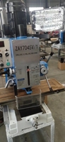 Machine de perçage et de fraisage à alimentation automatique ZAY7045V/1