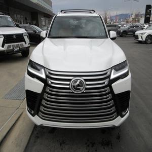 รถ SUV หรูหรา LEXUS LX 600 ปี 2024 ระบบขับเคลื่อนสี่ล้อ (AWD) สภาพดีเยี่ยม ใช้งานน้อยมาก - Product Image 1