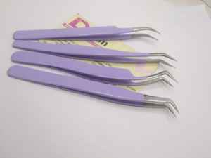 Pince à cils en acier durable enduit de violet de qualité professionnelle outil de beauté semi-incurvé à 45 degrés - Product Image 4