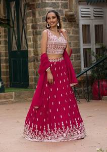 LANZAMIENTO DE NUEVO LEHENGA CHOLI DE DISEÑO MODERNO PARA TODAS LAS TEMPORADAS, PARA FIESTAS, SEMI-COSTURIDO, DE Zain Exports, TELA GEORGETTE CON HILOS - Product Image 3