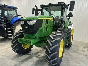 รถแทรกเตอร์เดียร์ 6130R สีเขียว รุ่น 6R สำหรับงานเกษตร ขับเคลื่อน 4 ล้อ  แรงยึดเกาะสูง เหมาะสำหรับงานภาคเกษตร - Product Image 1