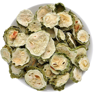 Matériau naturel de puces de melon de courge amère séchées au soleil du Vietnam pour les applications d'infusion de thé et de production culinaire - Product Image 1