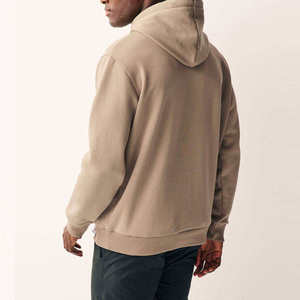 Sudadera clásica para hombre de uso diario, ajuste esencial, estructura corporal práctica, interior cómodo y calidad textil equilibrada - Product Image 4