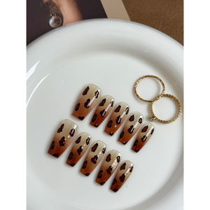 Faux ongles à presser Wild Fade couleur caramel - Product Image 3