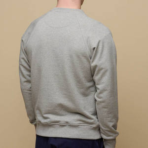 Alta calidad último diseño básico gris muslo en la parte delantera cuello redondo hombres sudadera personalizada mezcla de algodón sudadera al por mayor - Product Image 4