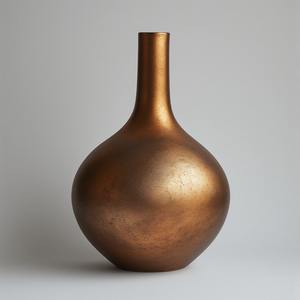 Jarrón de hierro alto hecho a mano con acabado dorado antiguo y forma delgada, ideal para apartamentos elegantes y hospitalidad Premium - Product Image 6