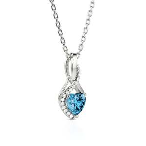สร้อยคอรูปหัวใจเจลูเลียแบบปรับแต่งได้ ชุบโรเดียม 14K โรสโกลด์ พร้อมดีไซน์ลายบิดเกลียวแบบเรขาคณิต - Product Image 2