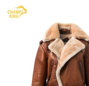 Veste en cuir pour femme de haute qualité avec doublure en fausse fourrure, écologique, couches de cuir Luxel pour l'hiver, boutons, fermeture éclair - Product Image 2