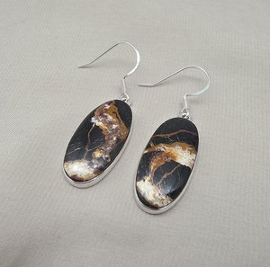 Pendientes Largos Elegantes Hechos a Mano con Piedras Preciosas de Jaspe Buffalo Marrón Natural y Plata de Ley 925 de Alta Calidad - Product Image 5