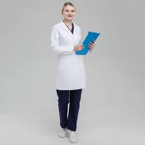Vente en gros de conception de haute qualité impression de logo personnalisé femmes hôpital porter blouse de laboratoire en couleur blanche - Product Image 3
