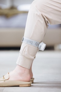 Taobody สายรัดข้อมือเข็มเครื่องนวดขาพร้อมฟังก์ชั่นการขจัดอาการเพื่อความสบายและผ่อนคลายขณะนอนหลับ - Product Image 6