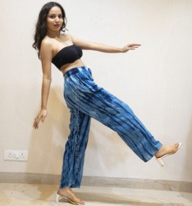 Vestido de pantalón de verano favorecedor y cómodo para escapadas tropicales, relajación junto a la piscina y junto al mar, versátil y transpirable - Product Image 2